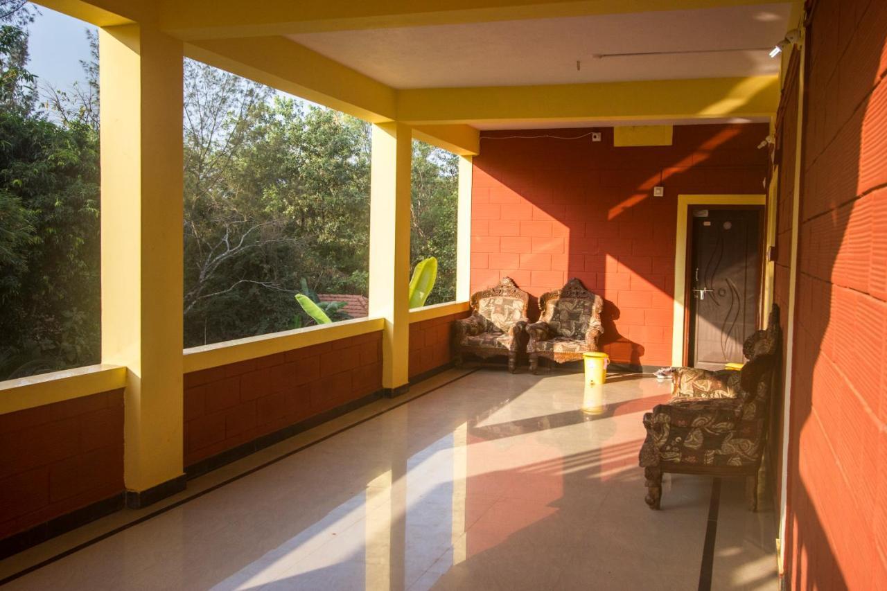Hari Om Hotell Gokarna  Exteriör bild